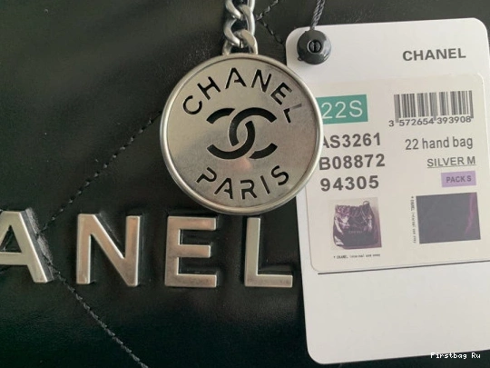 First Bag Ru CHANEL HANDBAG 22 0729
